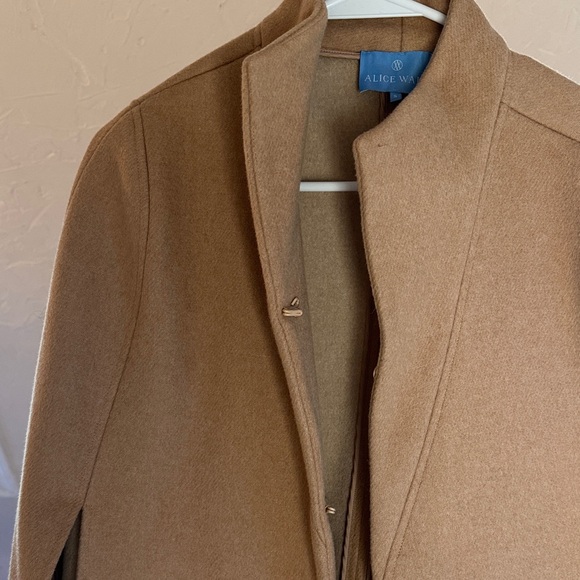 Alice Walk "The Cape" - Picture 2 of 4